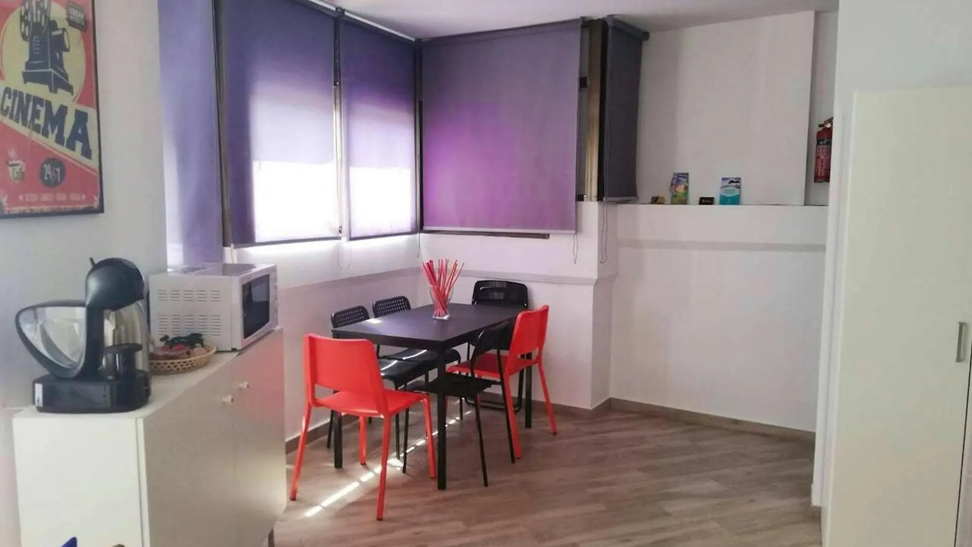 Elegant Apartment In Torremolinos With Shared Pool 74 M² 0*,