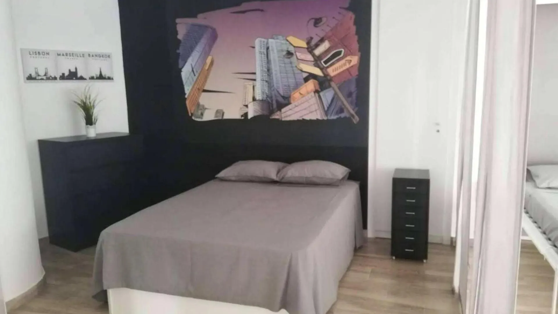 Elegant Apartment In Torremolinos With Shared Pool 74 M² 0*,