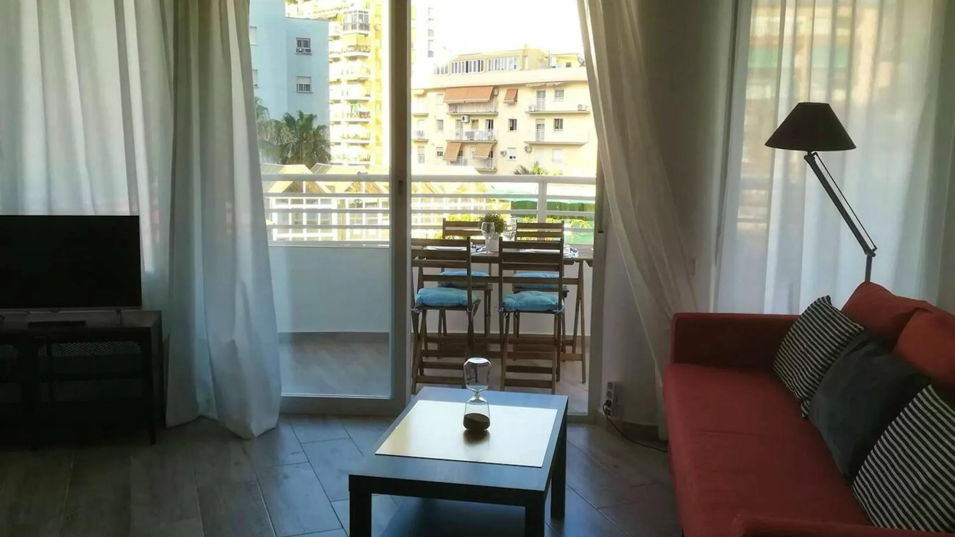 Elegant Apartment In Torremolinos With Shared Pool 74 M² 0*,