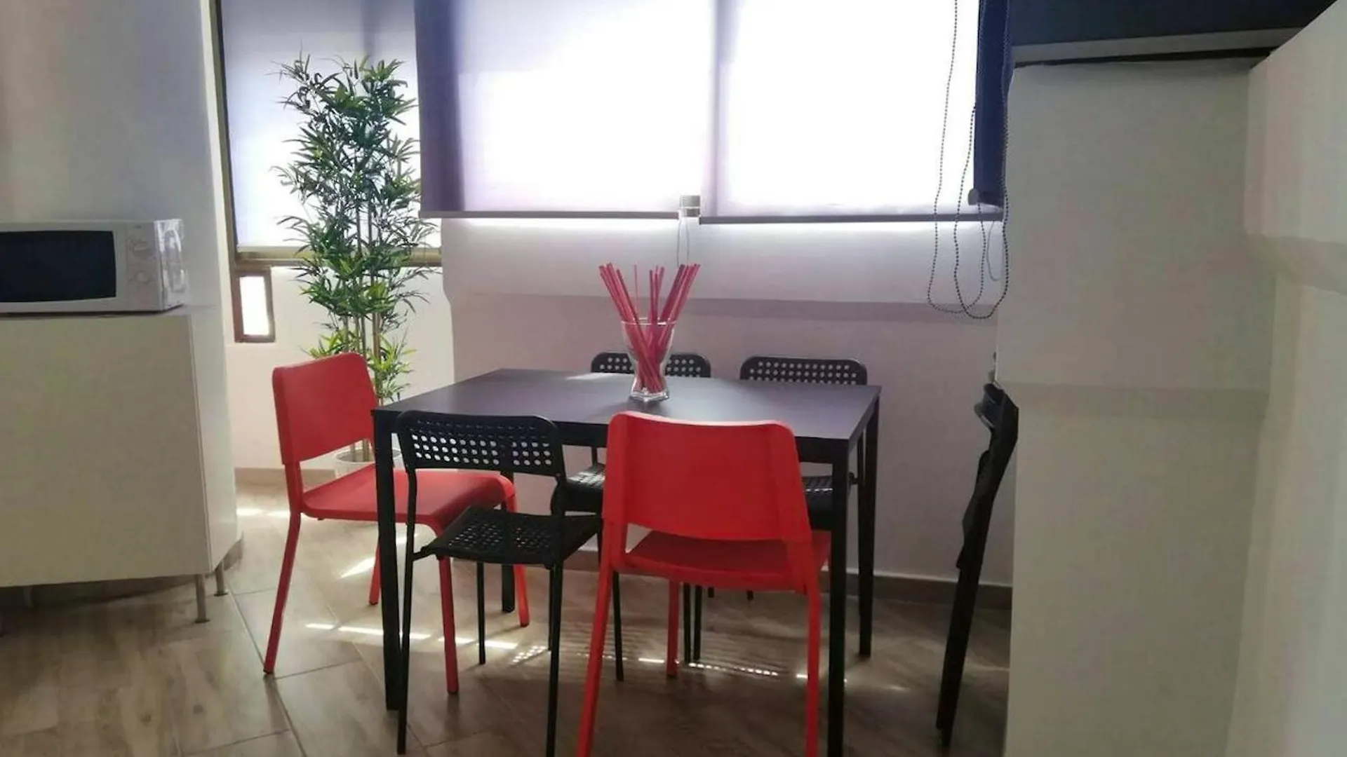 Elegant Apartment In Torremolinos With Shared Pool 74 M²